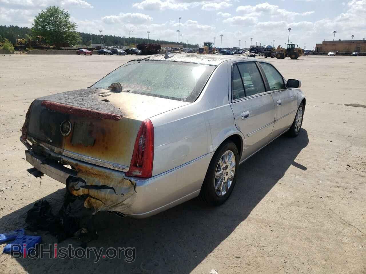 2011 CADILLAC DTS - VIN: 1G6KH5E67BU138810 - Фото 4