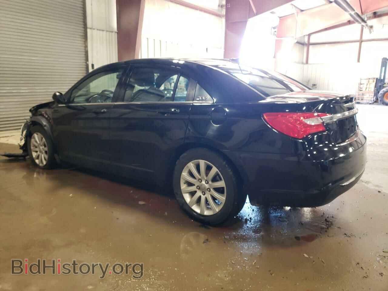 2011 CHRYSLER 200 - VIN: 1C3BC1FB9BN614098 - Фото 2