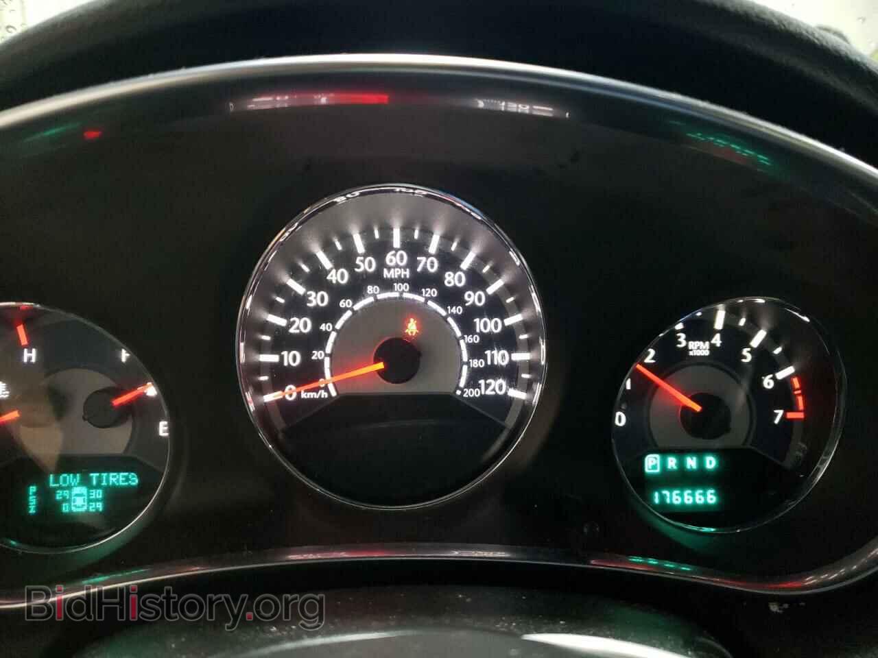 2014 CHRYSLER 200 - VIN: 1C3CCBCGXEN187013 - Фото 9