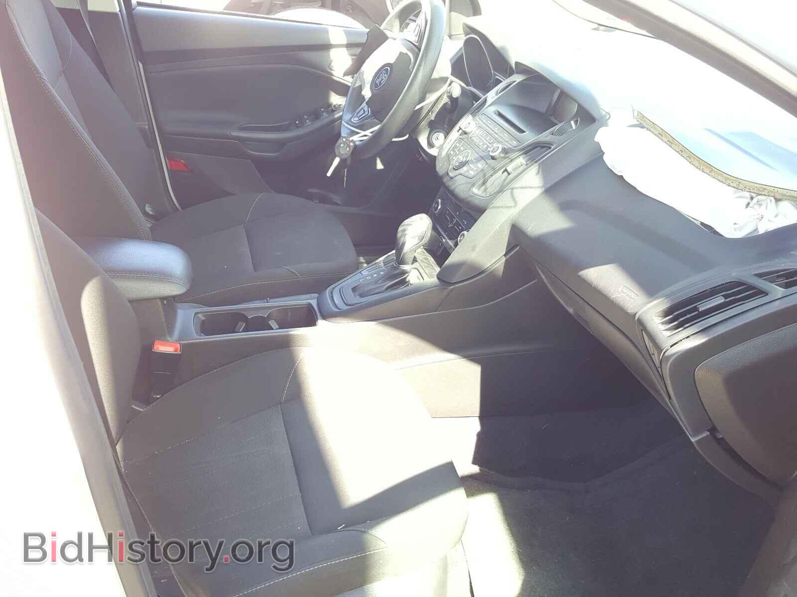 2017 FORD FOCUS - VIN: 1FADP3F20HL304520 - Photo 5