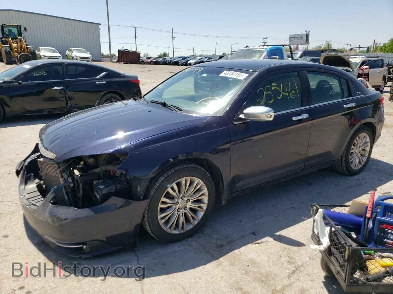 2011 CHRYSLER 200 - VIN: 1C3BC2FB6BN594799 - Фото 2