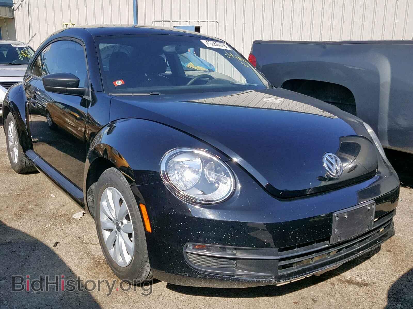 Photo 3VWF17ATXEM648150 - VOLKSWAGEN BEETLE 2014
