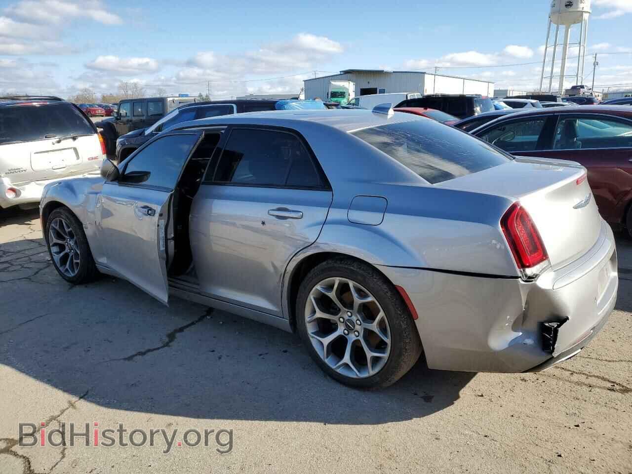 2016 CHRYSLER 300 - VIN: 2C3CCABG9GH252912 - Фото 2