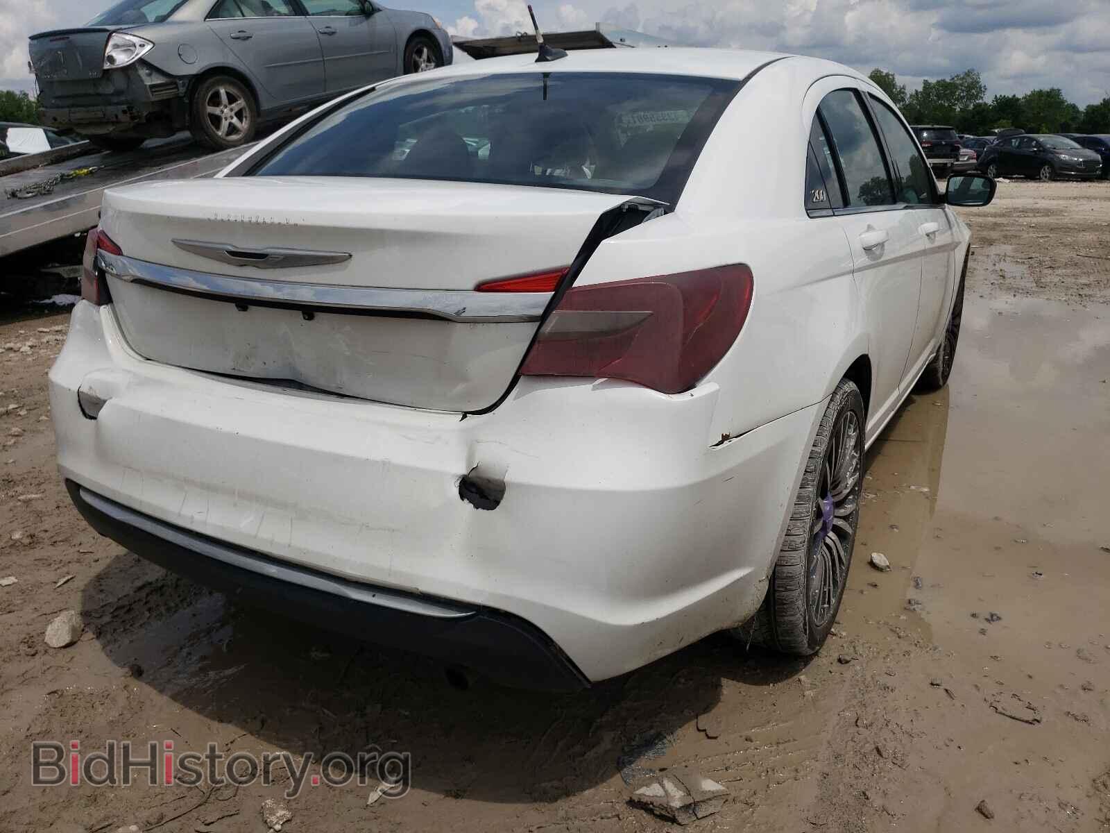 2014 CHRYSLER 200 - VIN: 1C3CCBAB1EN212579 - Фото 4