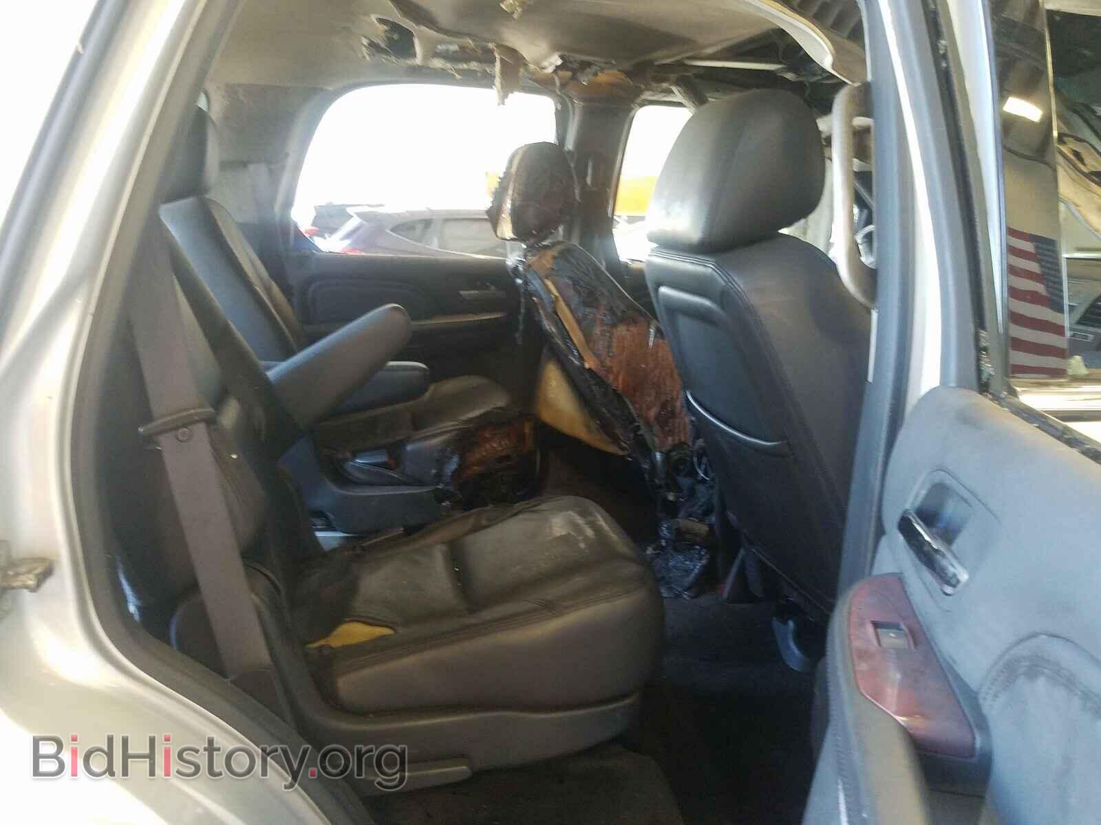 2011 CADILLAC ESCALADE - VIN: 1GYS4BEF5BR391449 - Фото 6