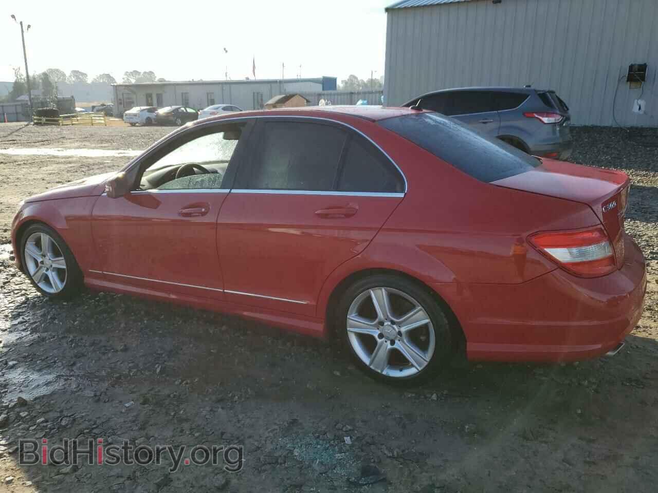 2011 MERCEDES-BENZ C-CLASS - VIN: WDDGF5EB7BA423536 - Фото 2