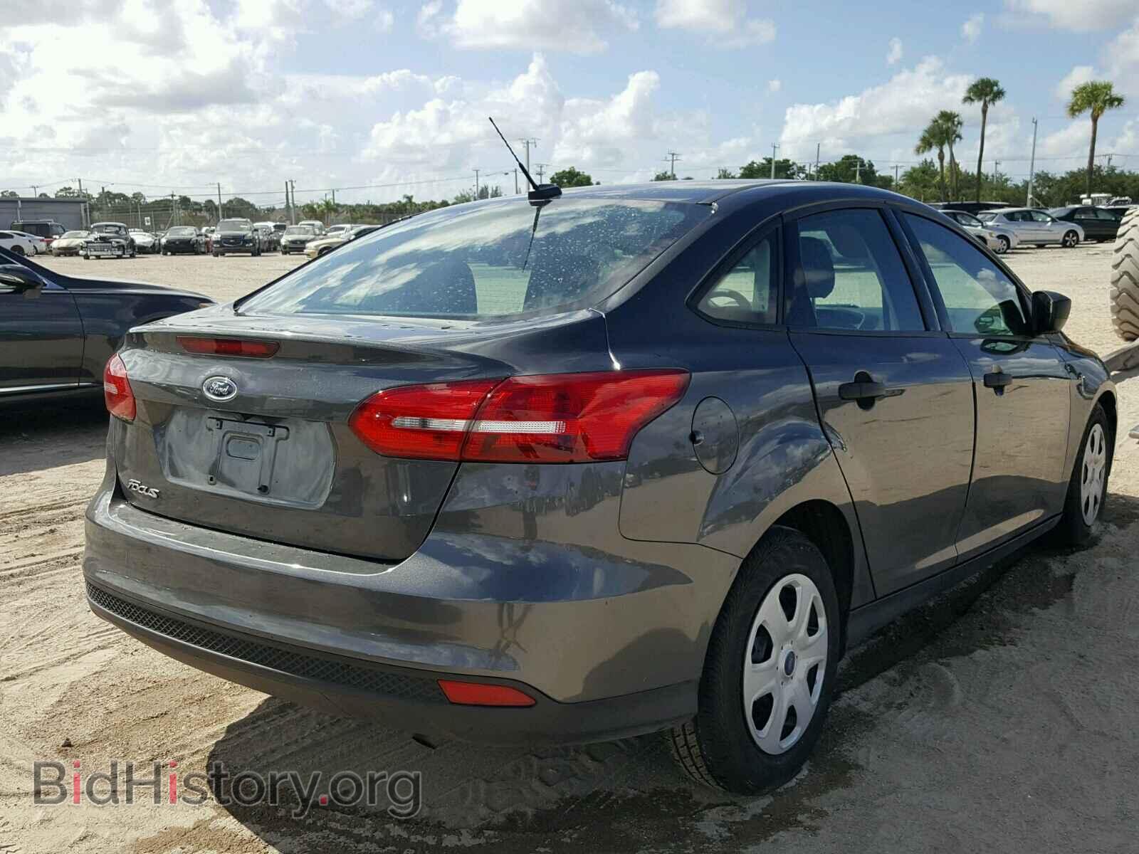 2017 FORD FOCUS - VIN: 1FADP3E23HL327257 - Photo 4