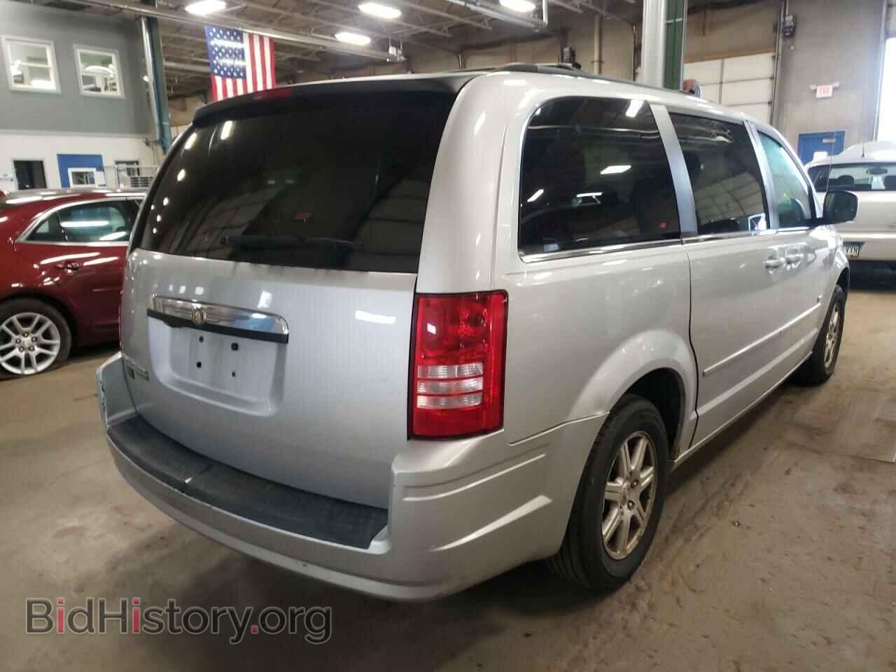 2008 CHRYSLER MINIVAN - VIN: 2A8HR54P88R783513 - Фото 4