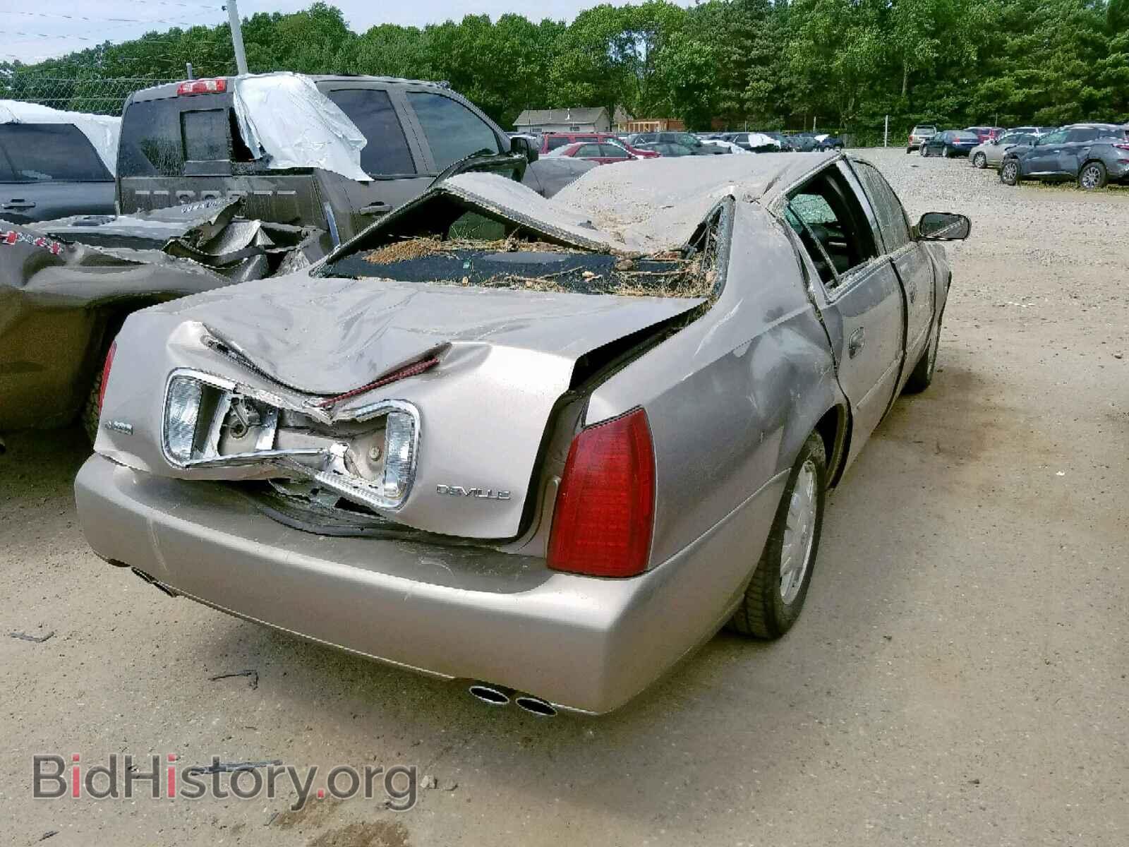2004 CADILLAC DEVILLE - VIN: 1G6KD54Y54U114829 - Photo 4