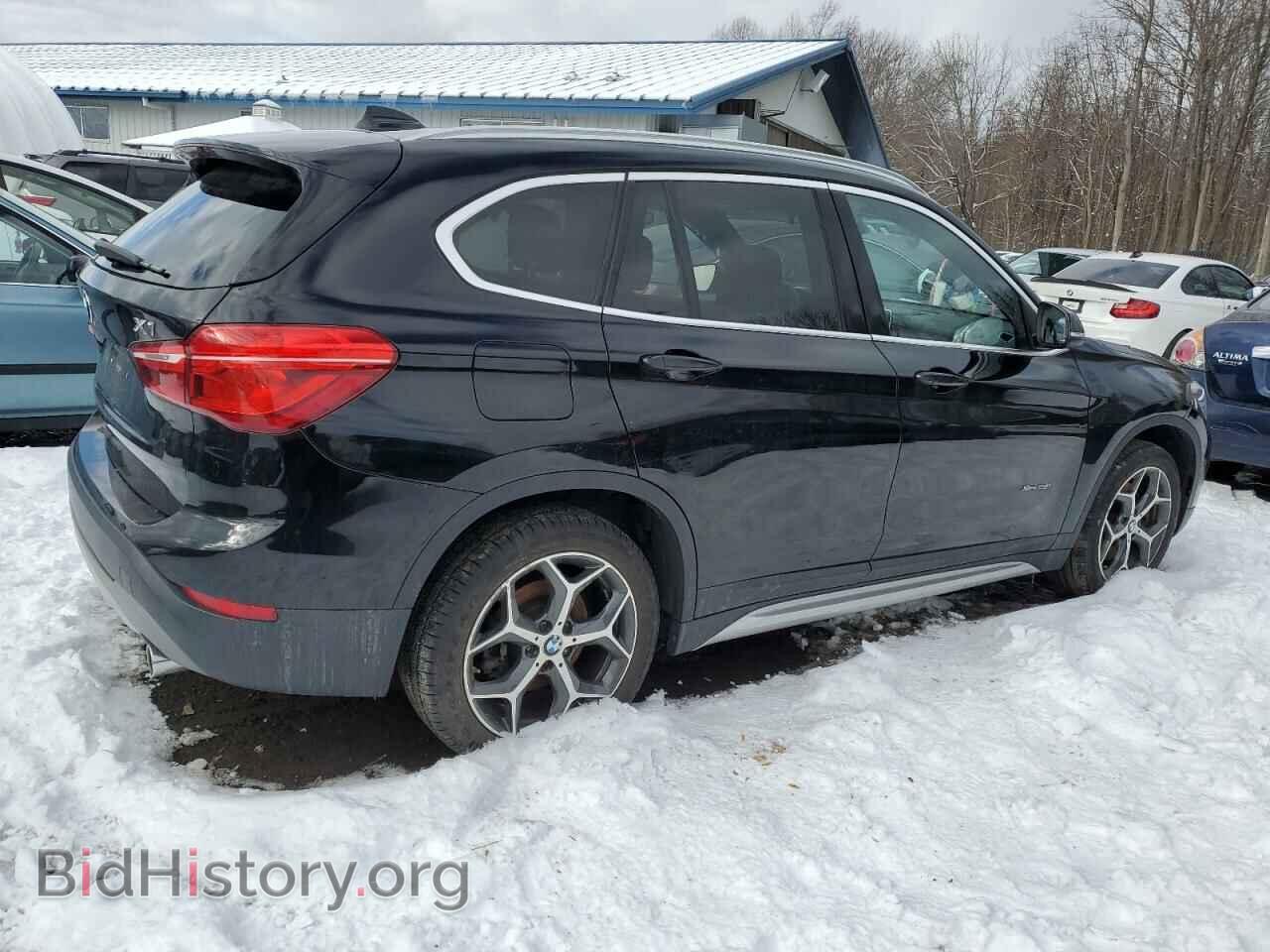 2018 BMW X1 - VIN: WBXHT3C32J5K23858 - Фото 3