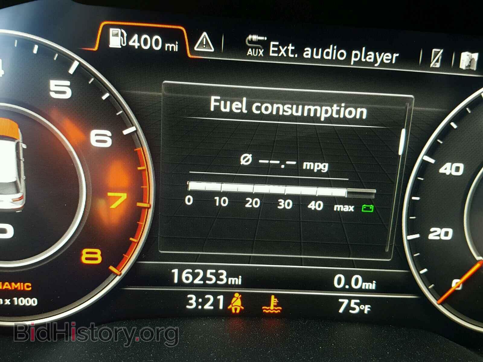 2017 AUDI Q7 - VIN: WA1LAAF77HD013539 - Фото 8