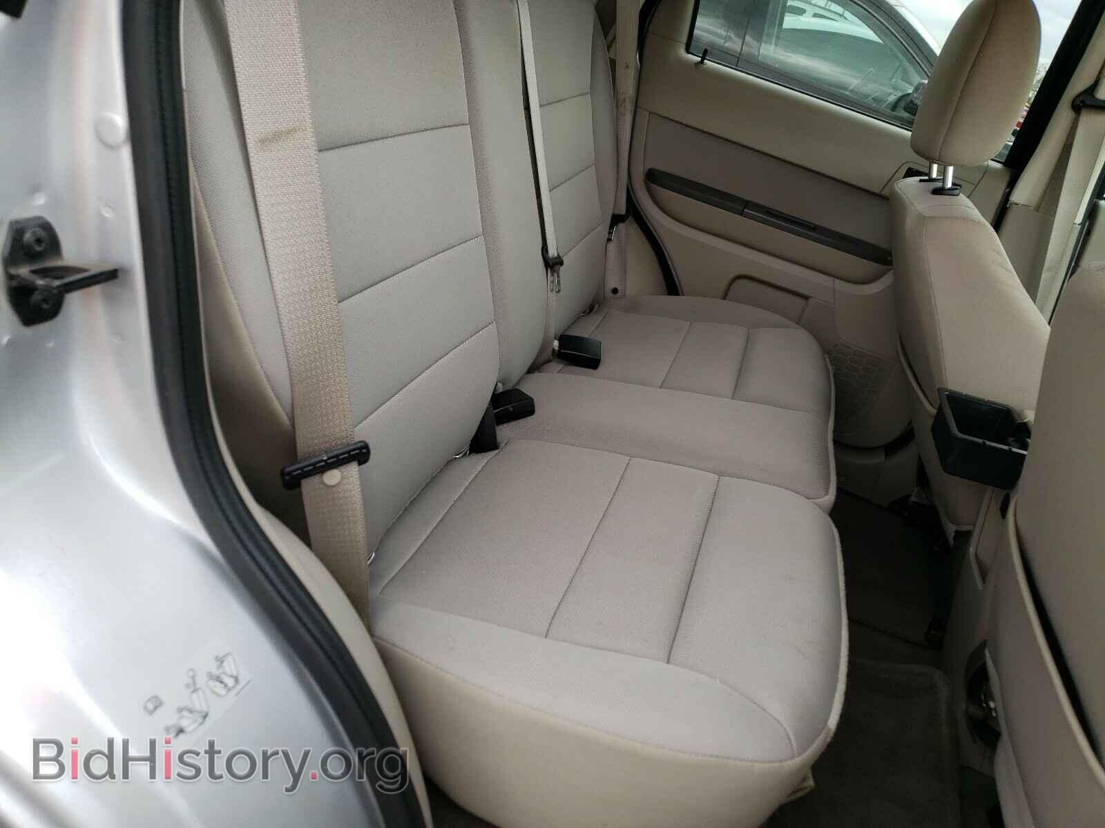 2011 FORD ESCAPE - VIN: 1FMCU4K32BKC65795 - Photo 6