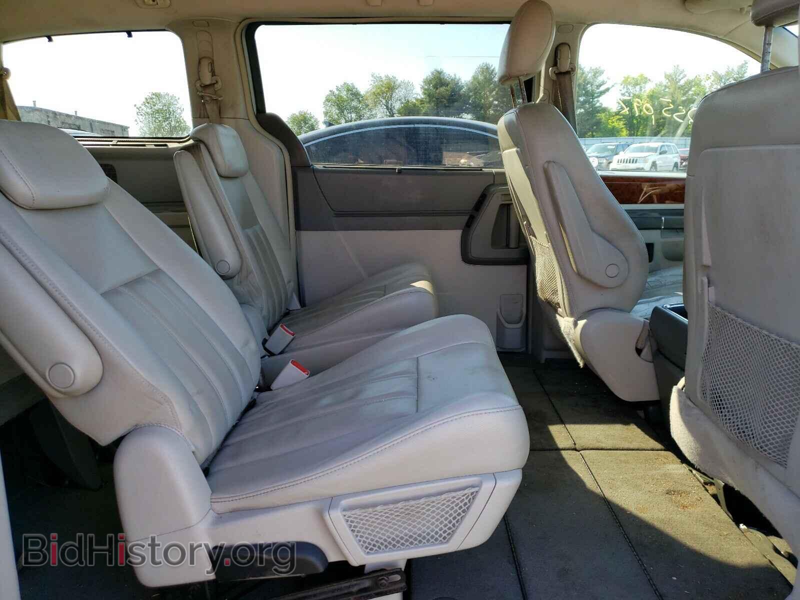 2009 CHRYSLER MINIVAN - VIN: 2A8HR54169R600994 - Фото 6