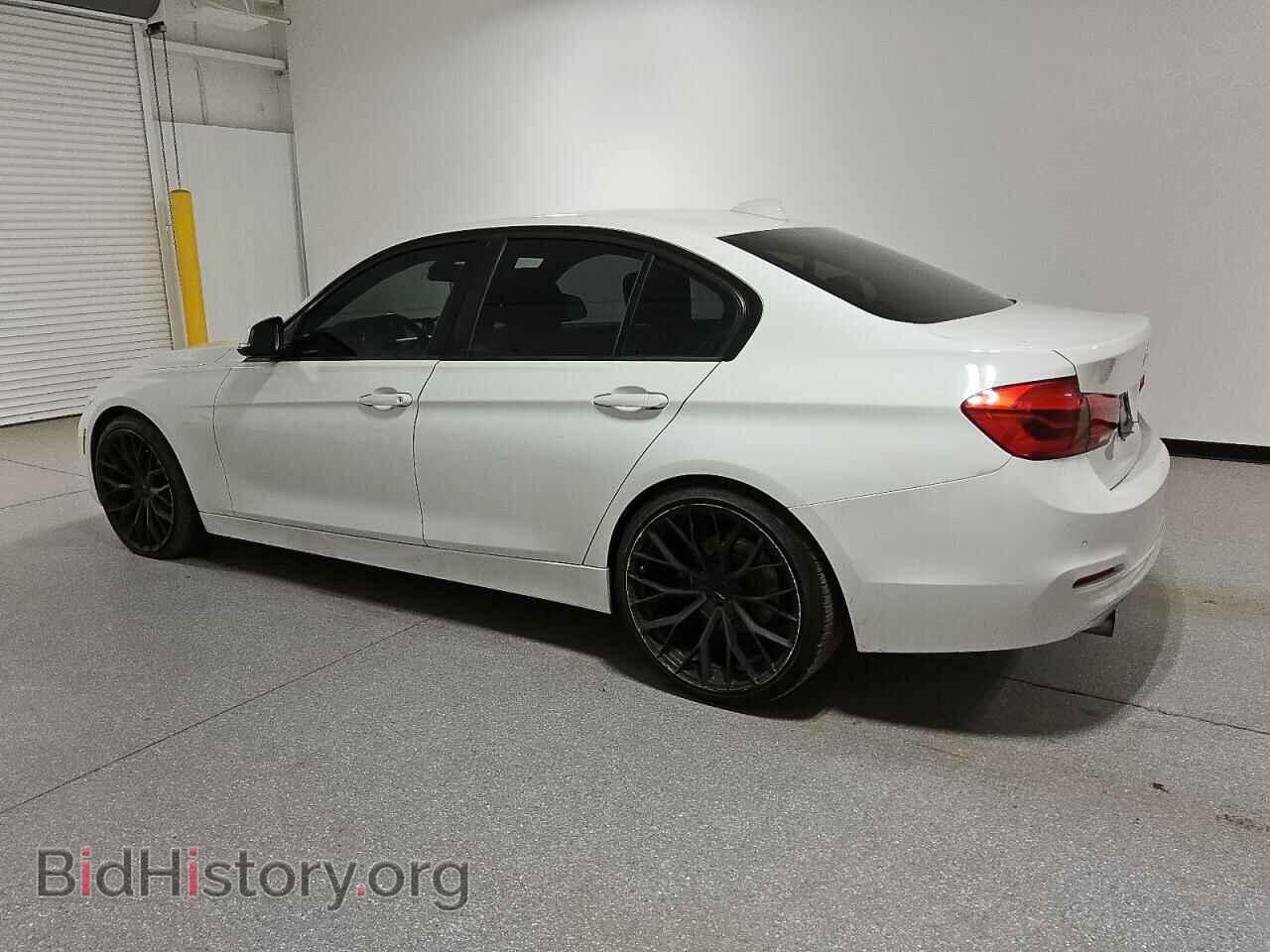 2017 BMW 3 SERIES - VIN: WBA8A9C38HAC99799 - Фото 2
