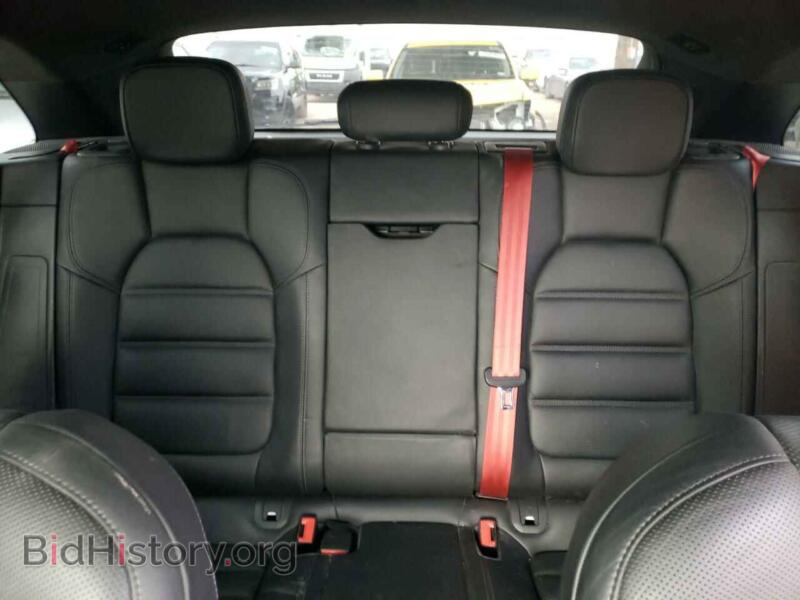2017 Porsche MACAN (VIN WP1AF2A53HLB60990) — фото 10 из 13
