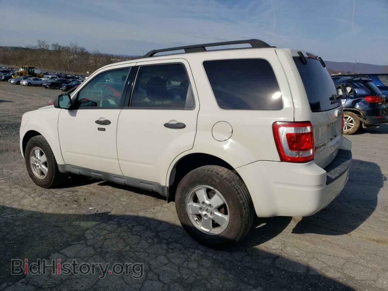 2010 FORD ESCAPE - VIN: 1FMCU9DG0AKB90168 - Фото 2