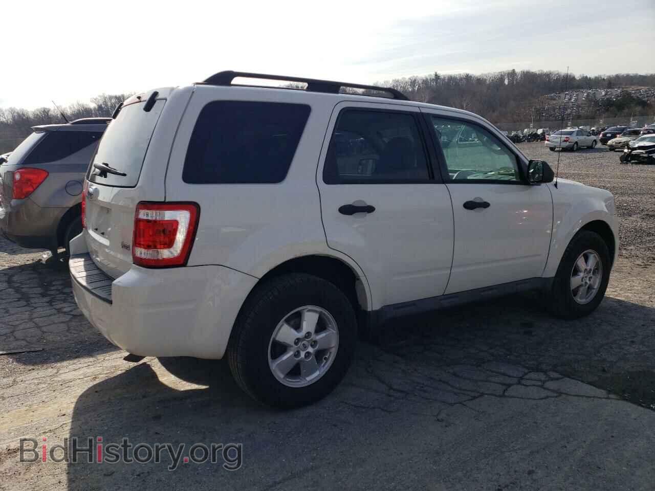 2010 FORD ESCAPE - VIN: 1FMCU9DG0AKB90168 - Фото 3
