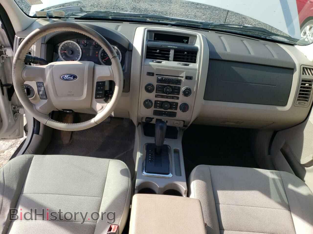 2010 FORD ESCAPE - VIN: 1FMCU9DG0AKB90168 - Фото 8