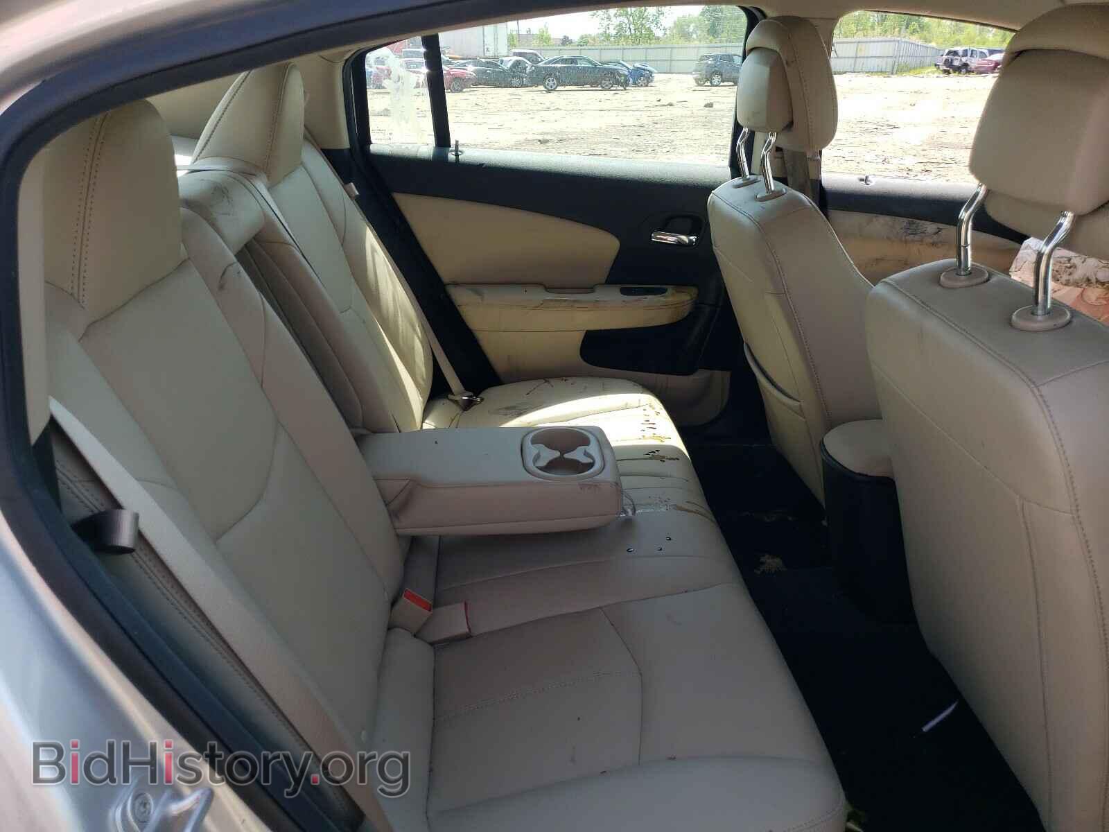2012 CHRYSLER 200 - VIN: 1C3CCBCB9CN302752 - Фото 6