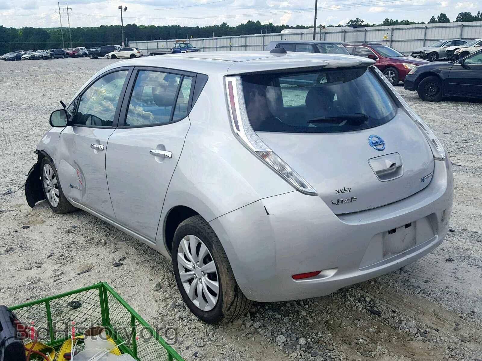 2015 NISSAN LEAF - VIN: 1N4AZ0CP2FC325748 - Фото 3