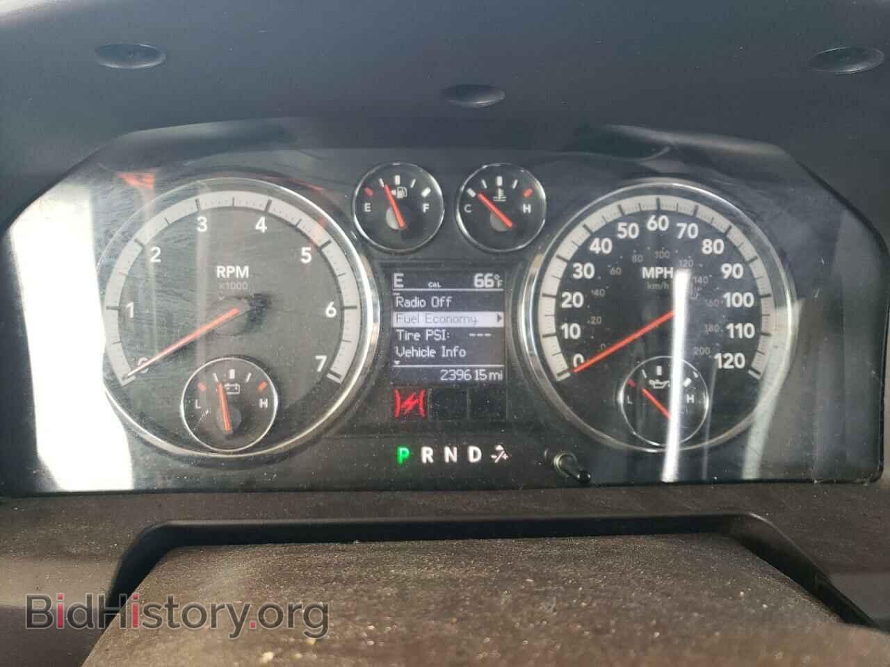 2011 DODGE RAM 1500 - VIN: 1D7RB1CT6BS560292 - Фото 9