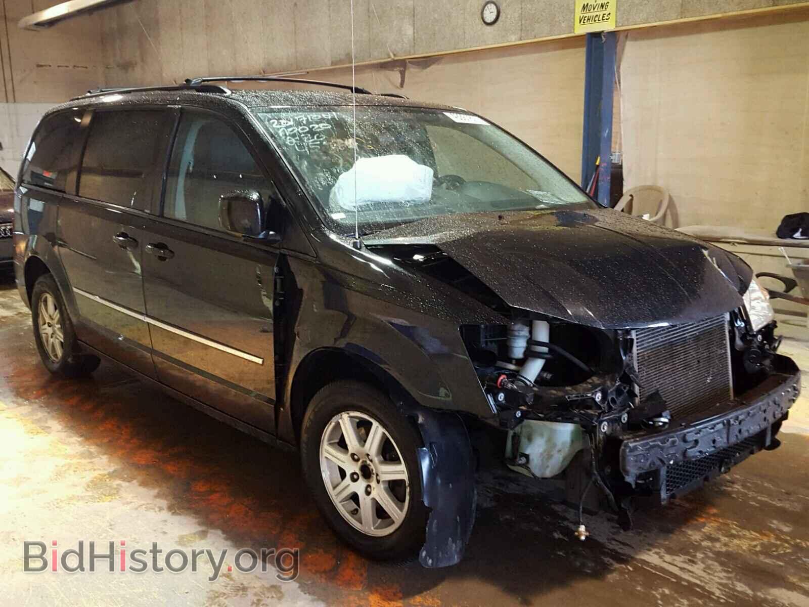 Фотография 2D4RN5D1XAR459104 - DODGE CARAVAN 2010
