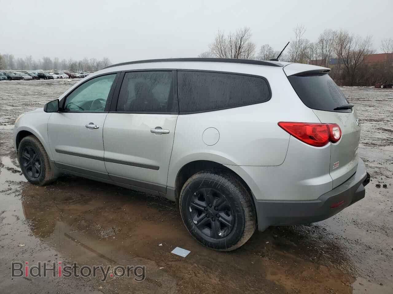 2012 CHEVROLET TRAVERSE - VIN: 1GNKREED2CJ392542 - Фото 2