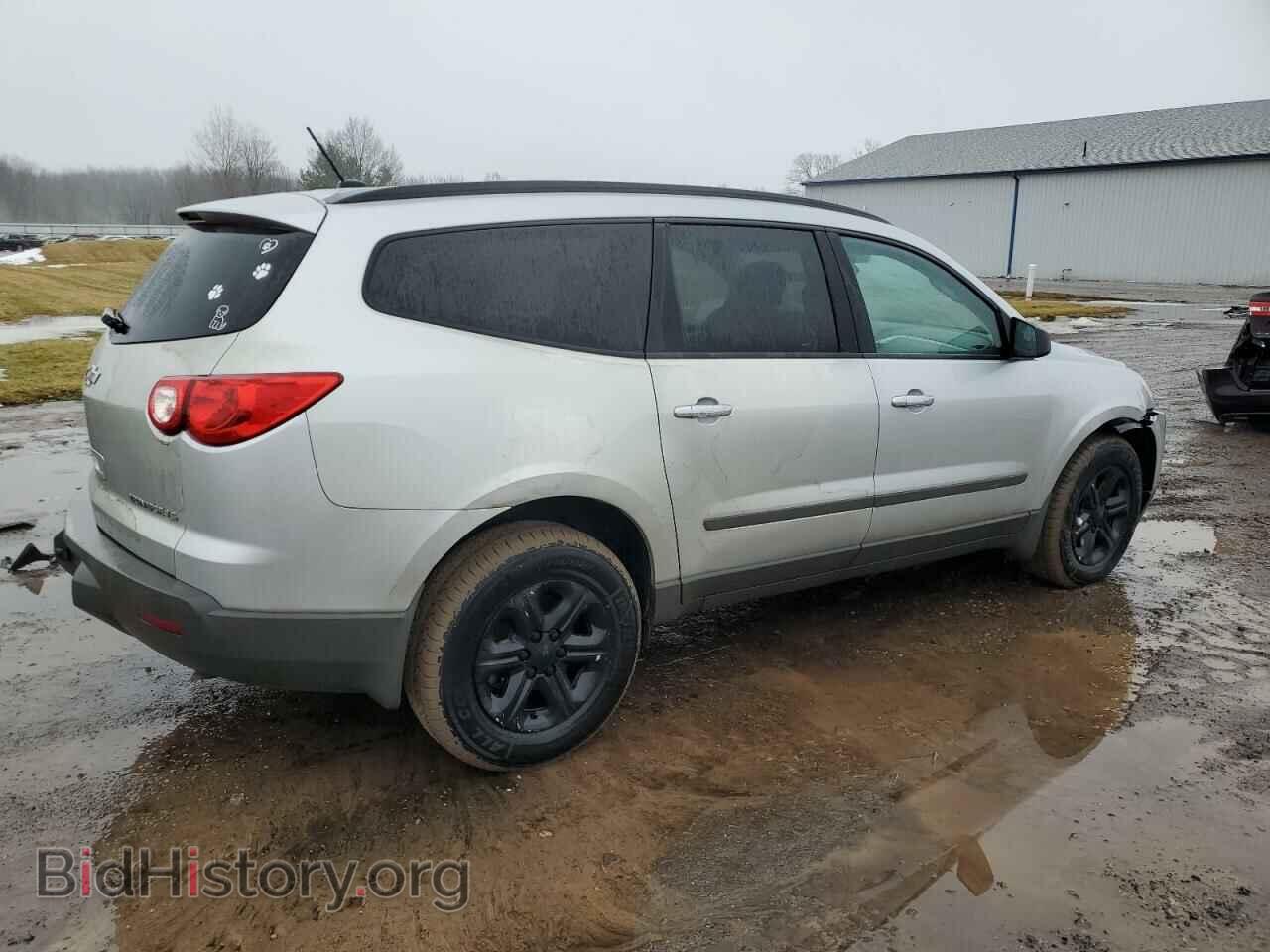 2012 CHEVROLET TRAVERSE - VIN: 1GNKREED2CJ392542 - Фото 3