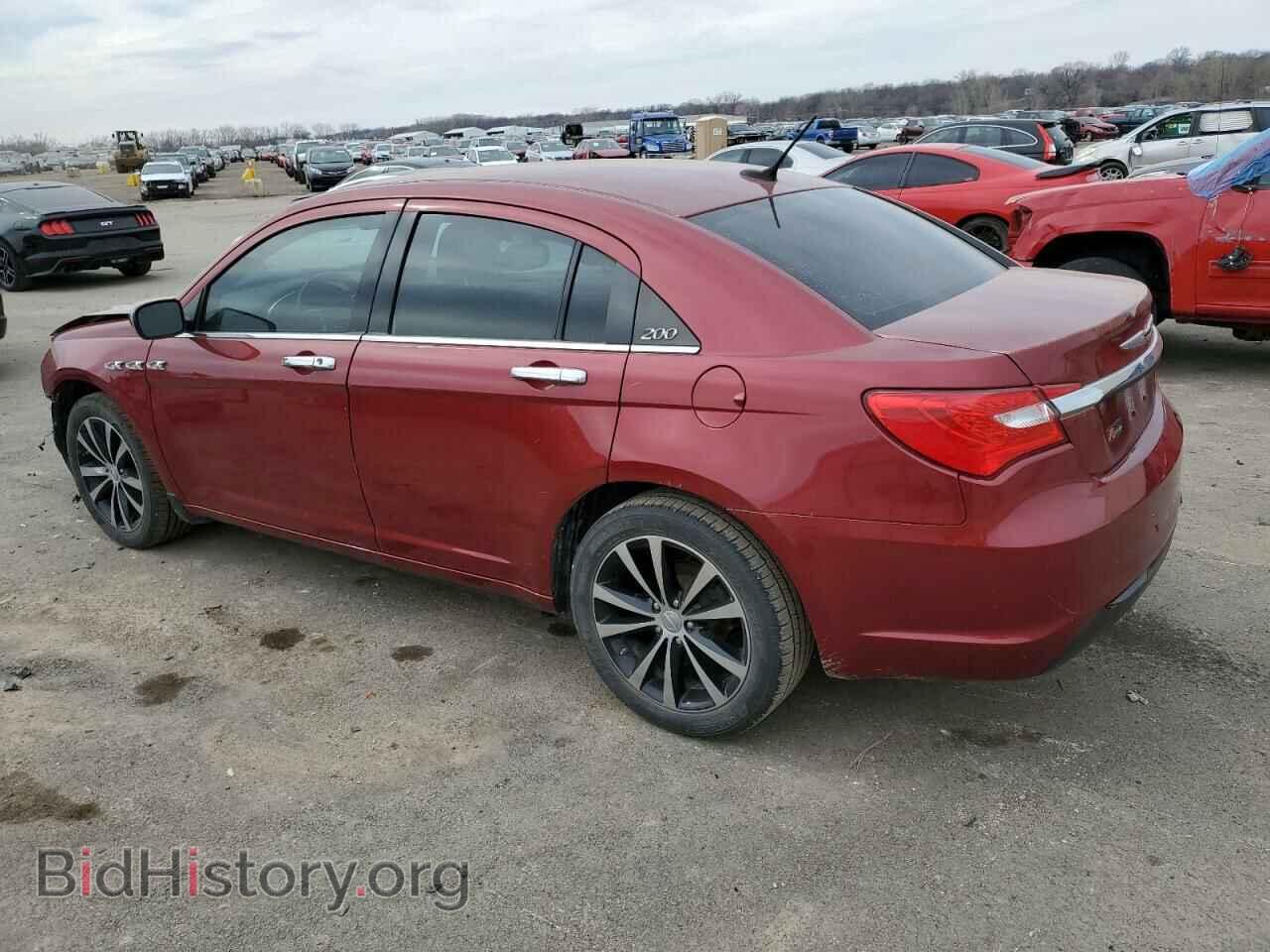 2013 CHRYSLER 200 - VIN: 1C3CCBBB4DN624427 - Фото 2