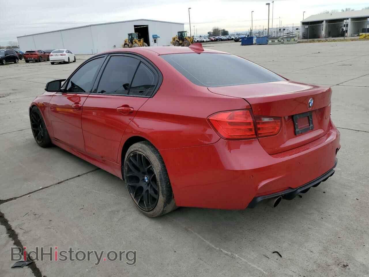 2014 BMW 3 SERIES - VIN: WBA3B9C5XEF588641 - Фото 2