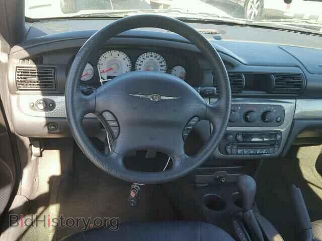 2006 CHRYSLER SEBRING - VIN: 1C3EL75RX6N136262 - Фото 9