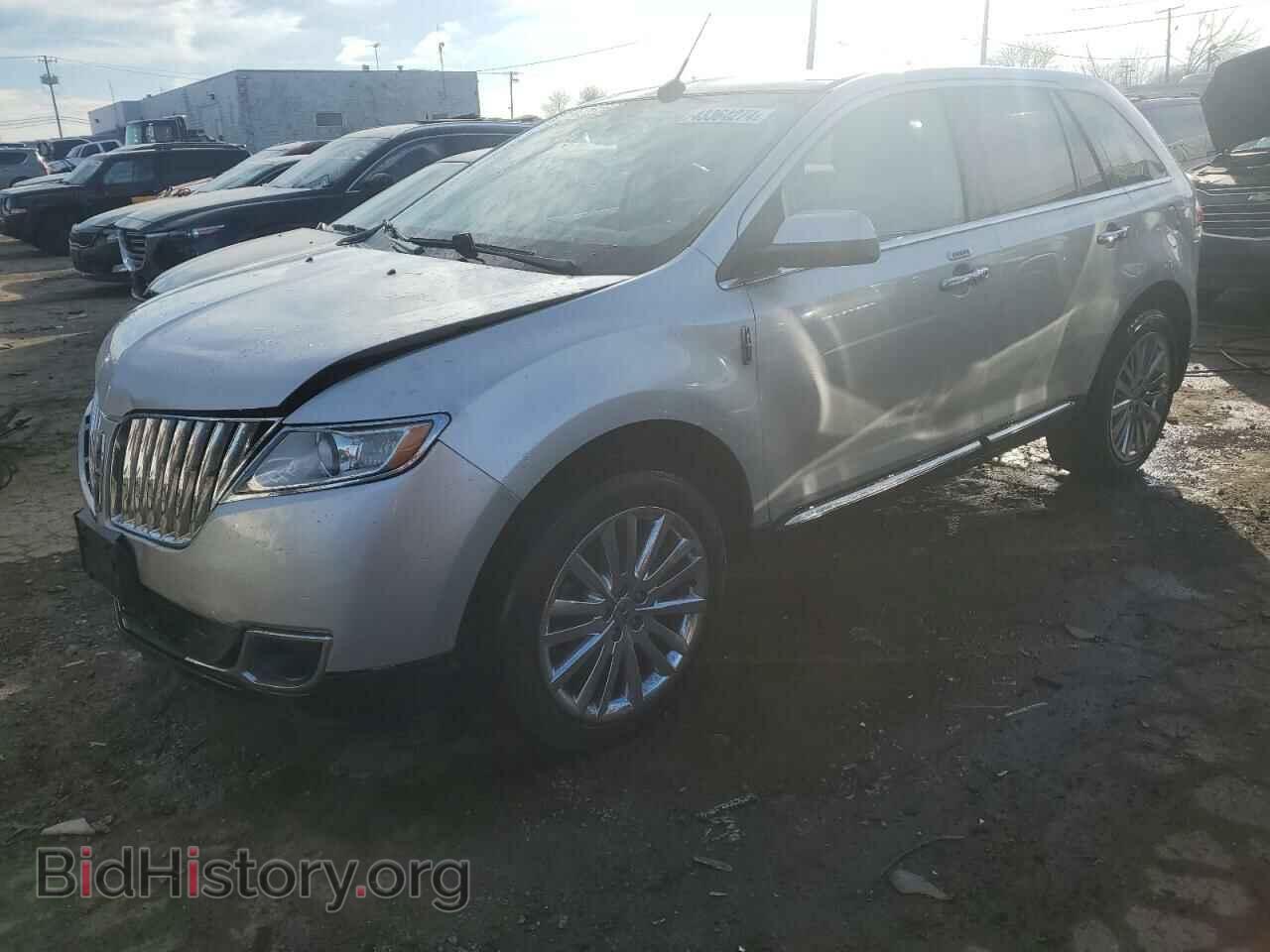Photo 2LMDJ8JK9BBJ34228 - LINCOLN MKX 2011