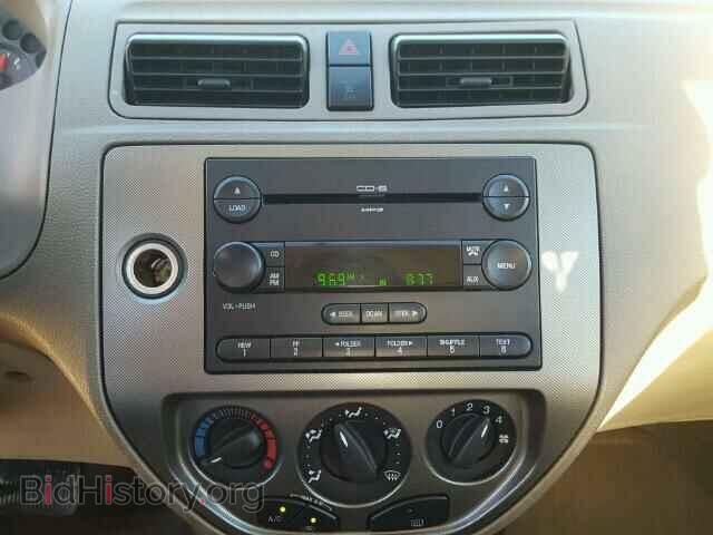 2005 FORD FOCUS - VIN: 1FAFP34N85W282119 - Фото 9