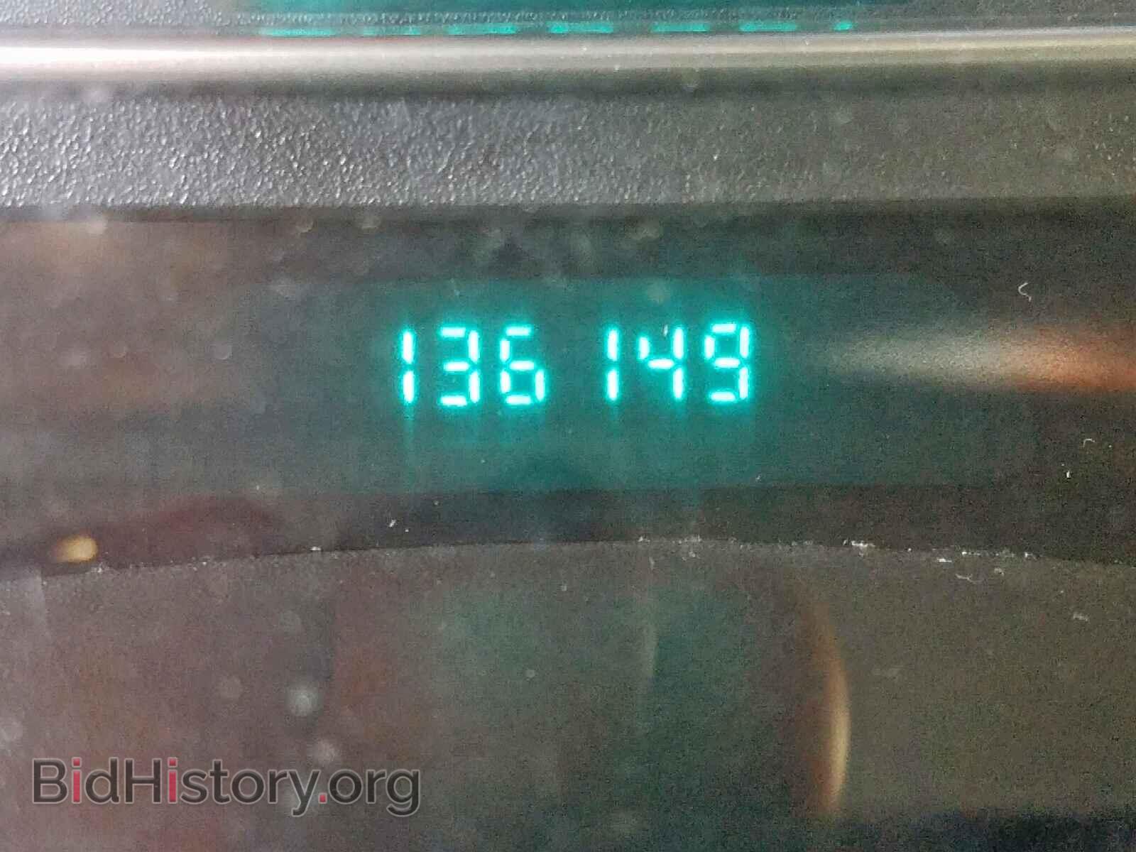 2004 GMC ENVOY - VIN: 1GKDS13S842182012 - Photo 8