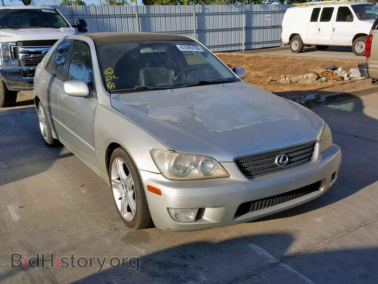 Photo JTHBD182X10016568 - LEXUS IS 2001