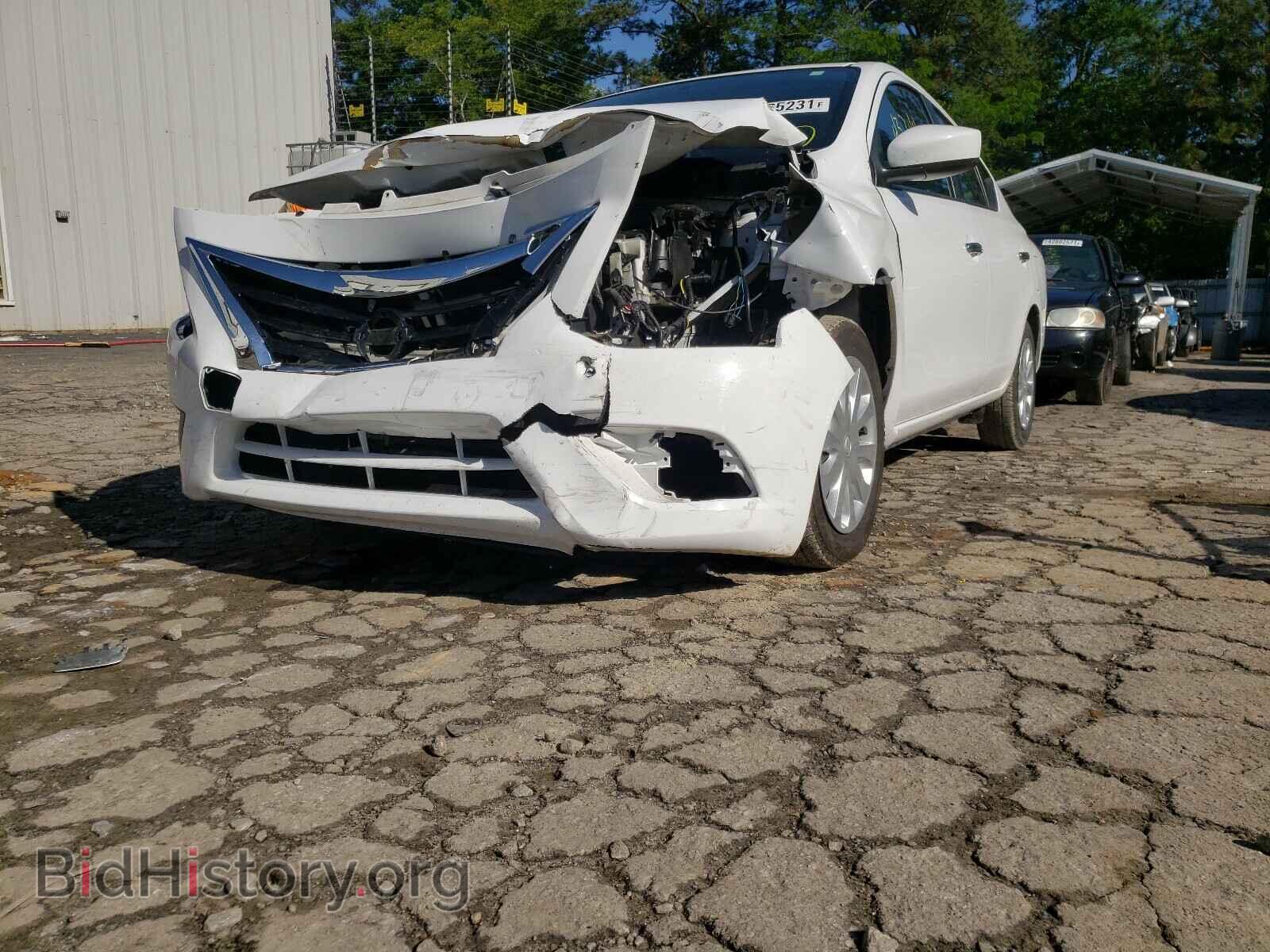 2019 NISSAN VERSA - VIN: 3N1CN7AP3KL851463 - Photo 2