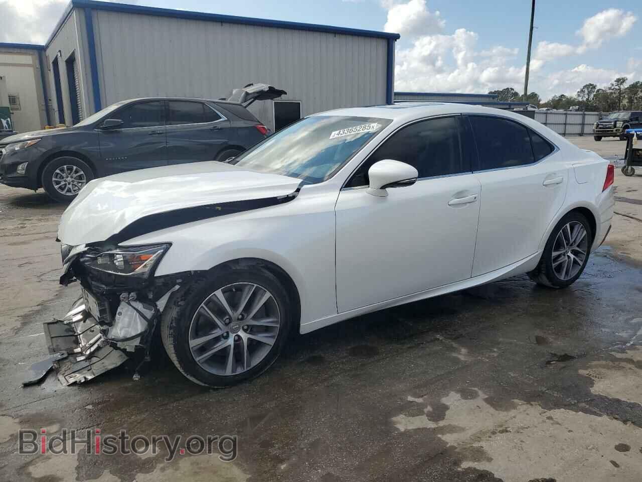 Photo JTHAA1D2XL5106352 - LEXUS IS 2020