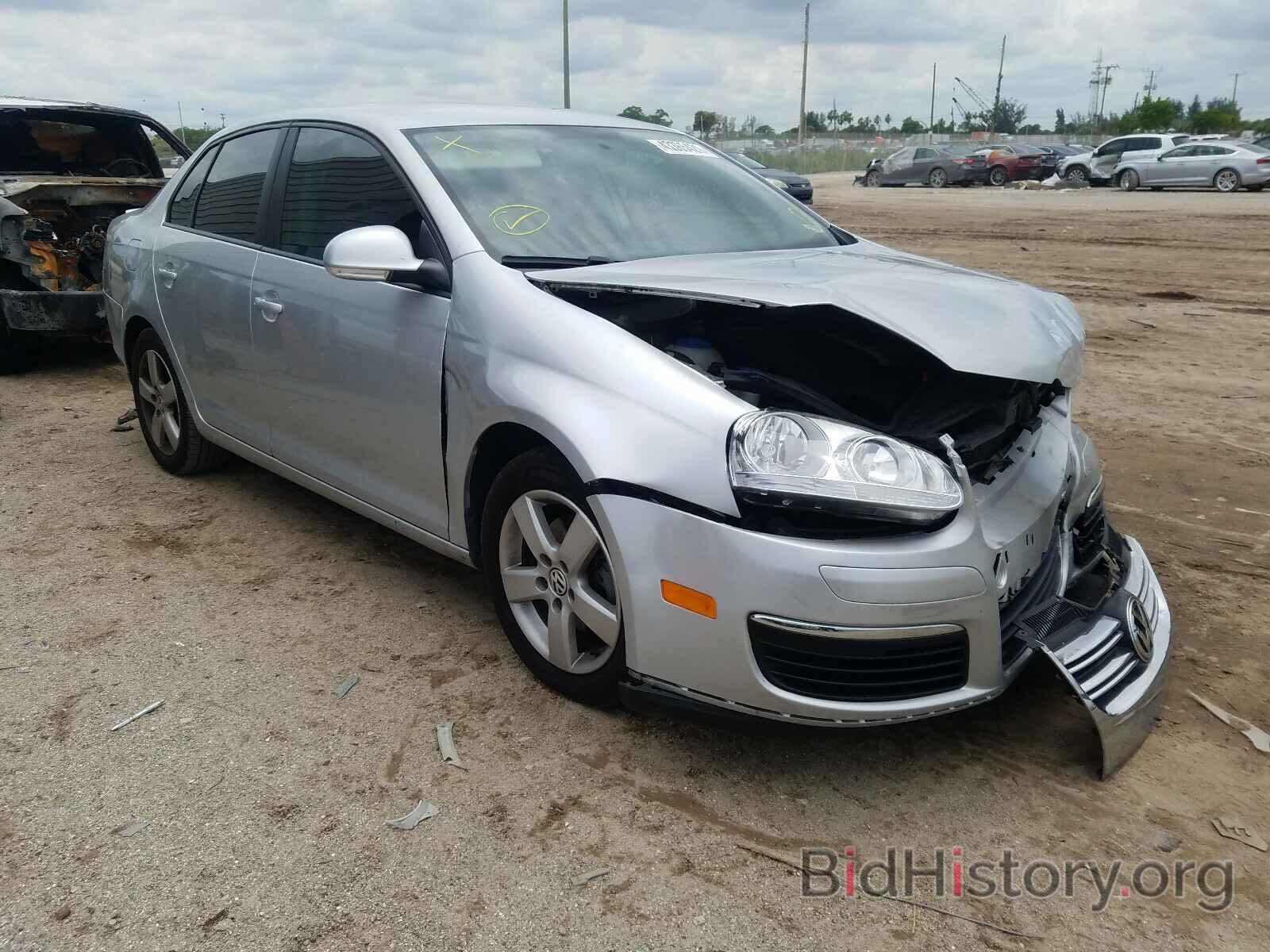 Photo 3VWJM71K69M164992 - VOLKSWAGEN JETTA 2009