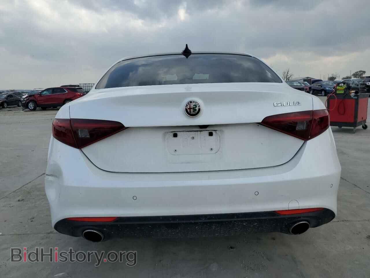 2017 ALFA ROMEO GIULIA - VIN: ZARFAECN6H7547438 - Фото 6