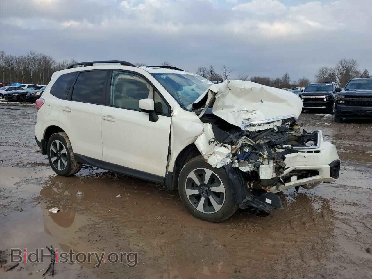 2017 SUBARU FORESTER - VIN: JF2SJAEC1HH413302 - Фото 4