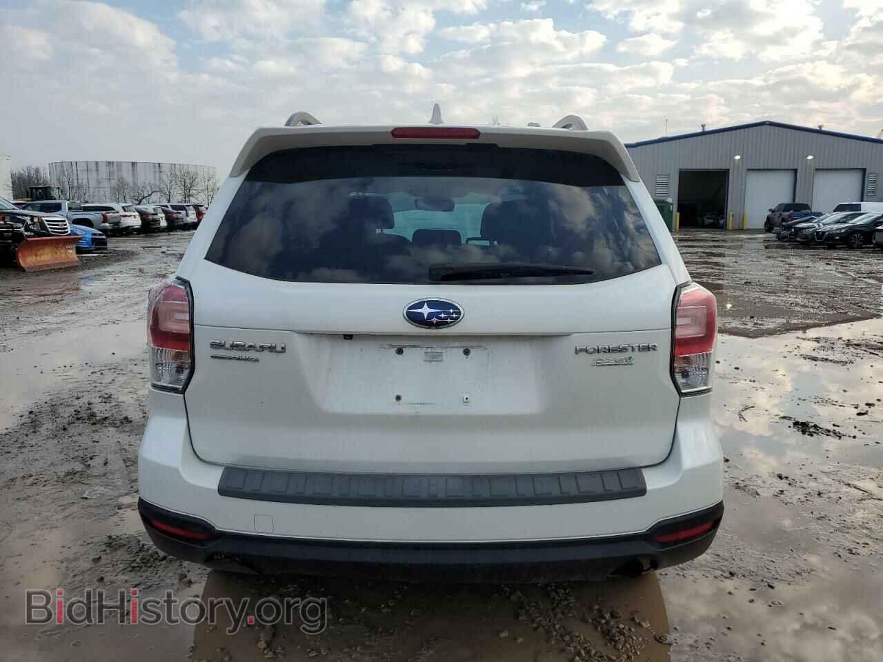 2017 SUBARU FORESTER - VIN: JF2SJAEC1HH413302 - Фото 6