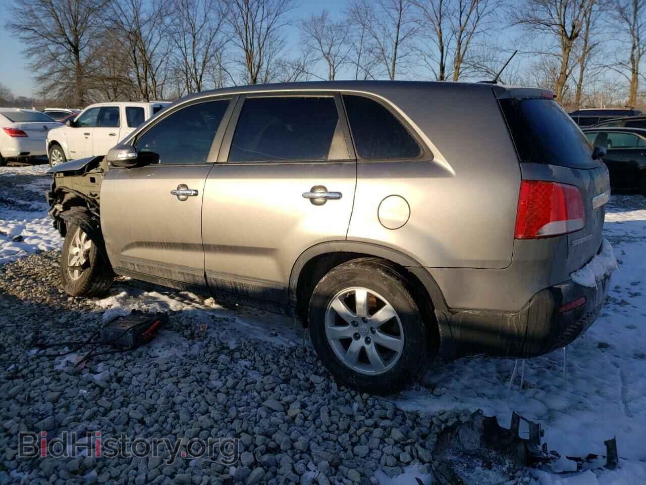 2012 KIA SORENTO - VIN: 5XYKT3A19CG302183 - Фото 2