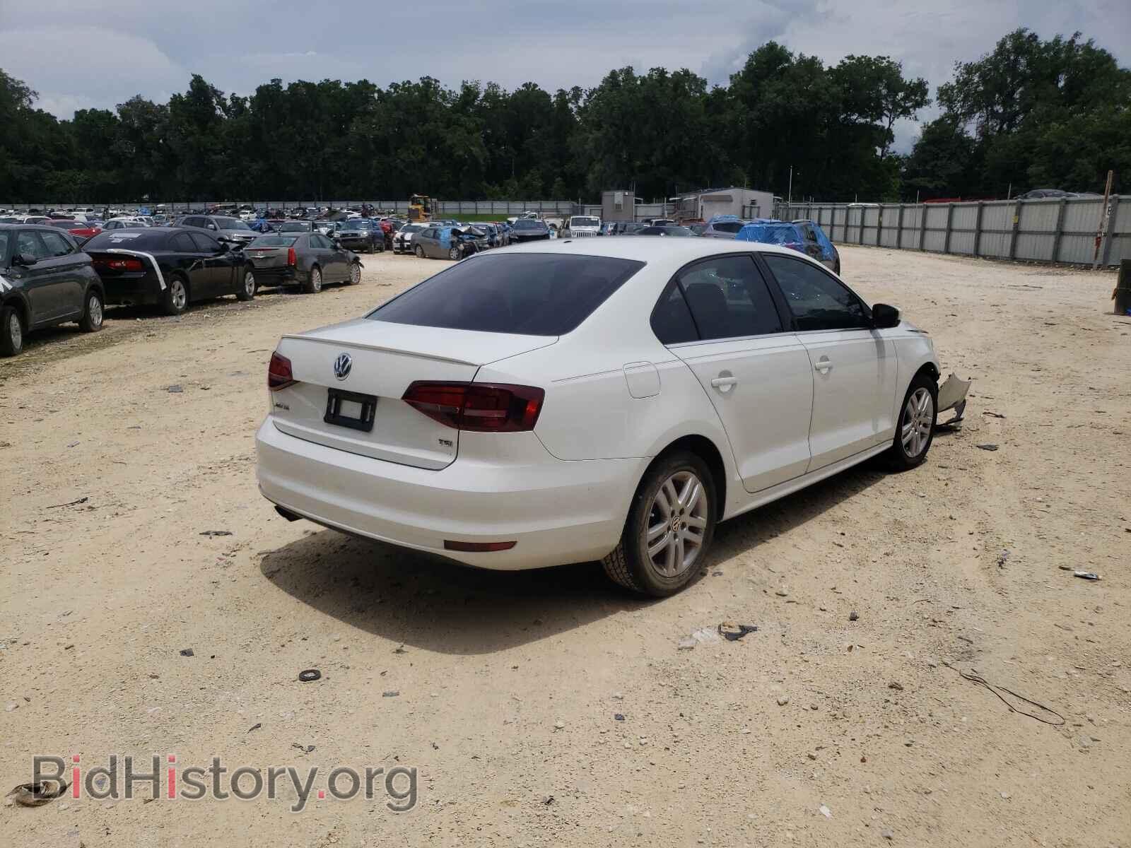2017 VOLKSWAGEN JETTA - VIN: 3VW2B7AJ9HM315470 - Photo 4