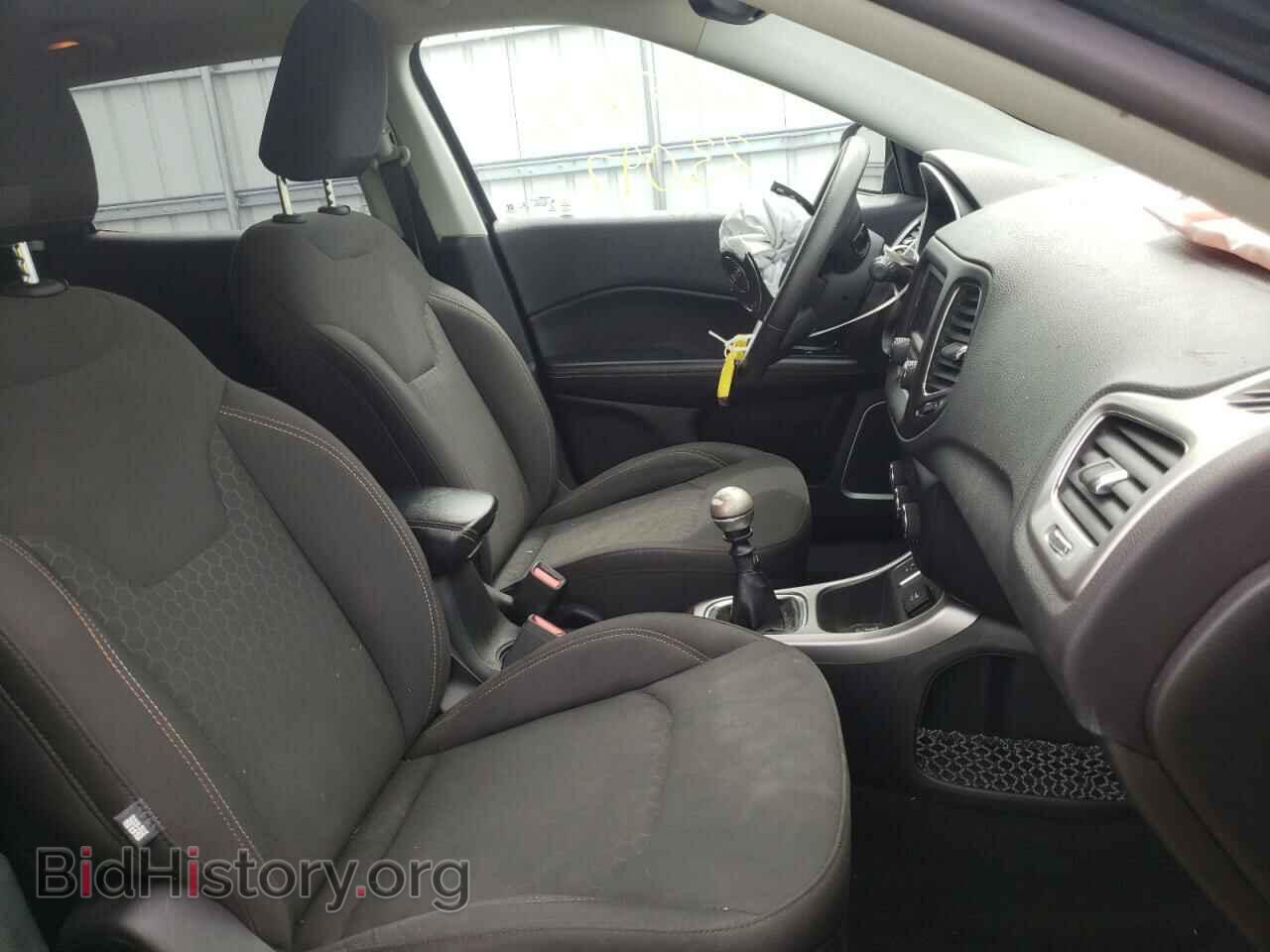 2017 JEEP COMPASS - VIN: 3C4NJCAB6HT643519 - Фото 5