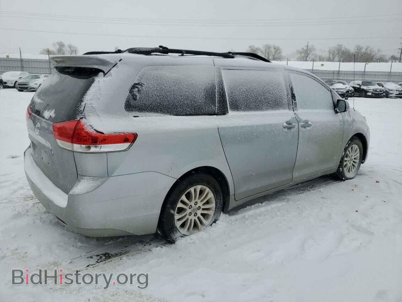 2012 TOYOTA All Models - VIN: 5TDYK3DC9CS258022 - Фото 3