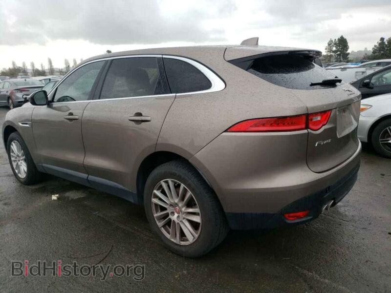 2017 Jaguar F-PACE (VIN SADCK2BN0HA086691) — фото 2 из 13