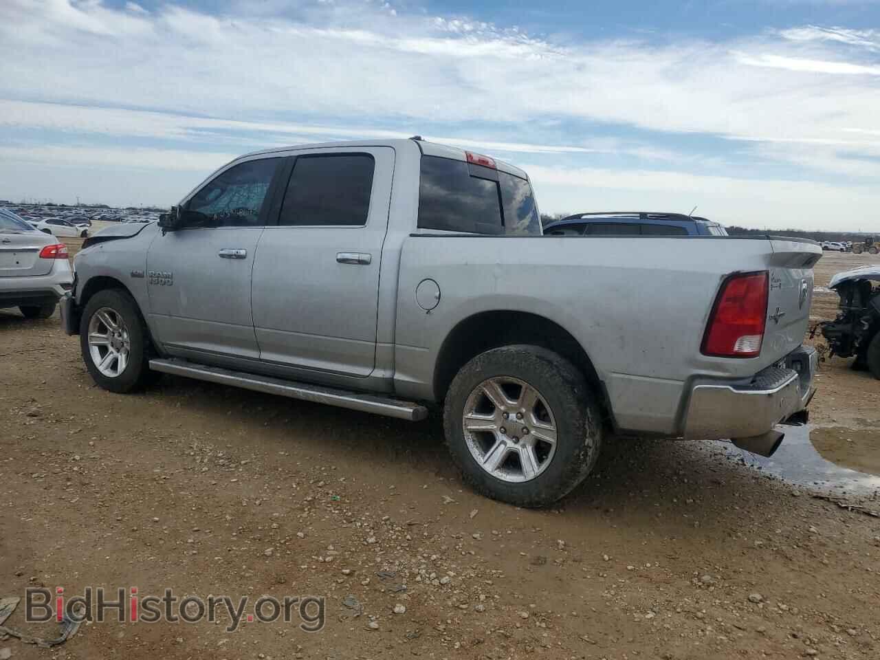 2018 RAM 1500 - VIN: 1C6RR6LTXJS255029 - Фото 2