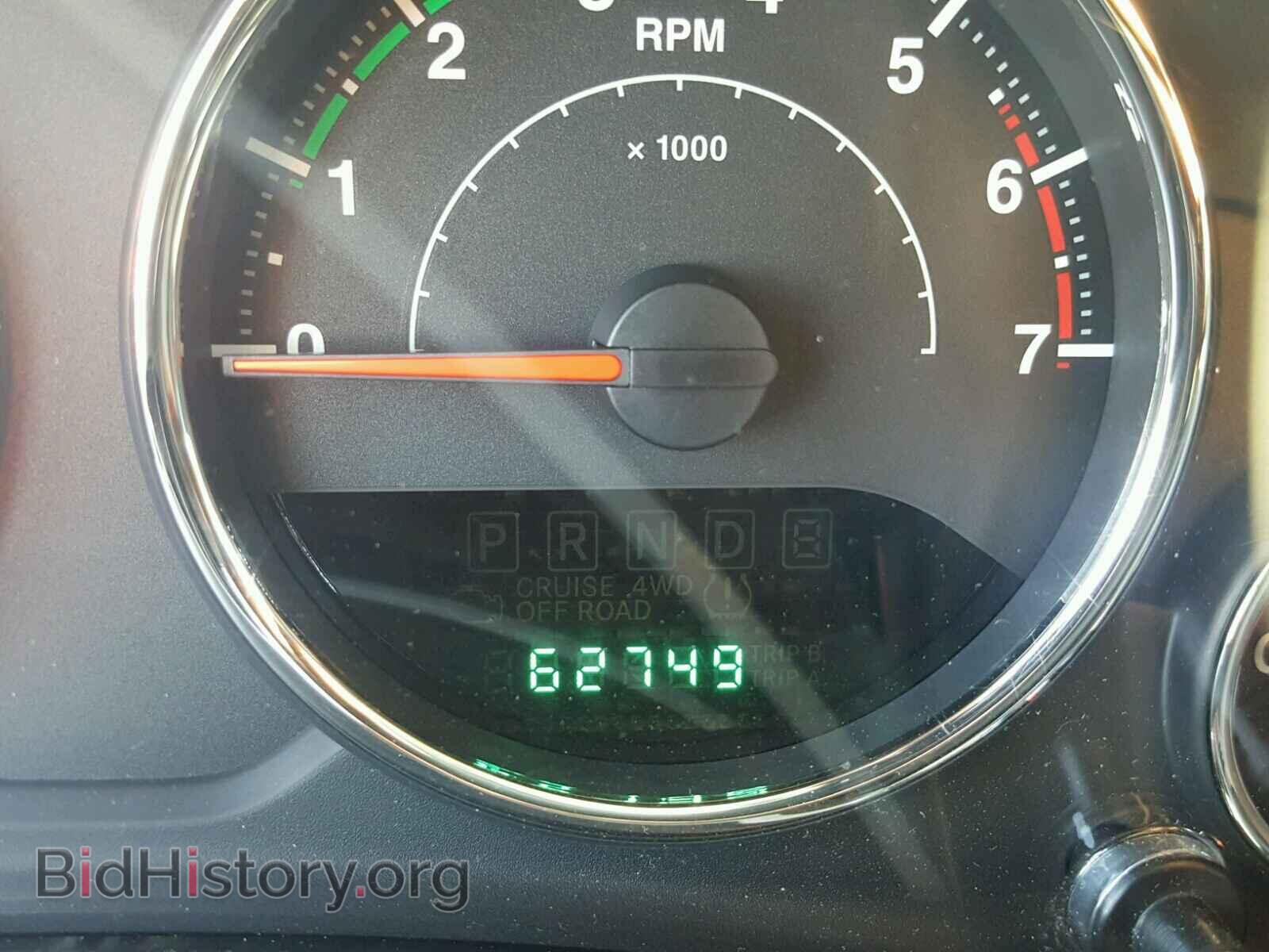2011 JEEP WRANGLER - VIN: 1J4AA2D16BL525494 - Фото 8