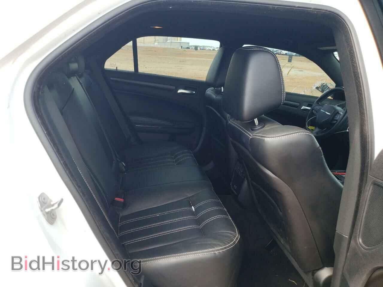 2015 CHRYSLER 300 - VIN: 2C3CCABG6FH766814 - Фото 6
