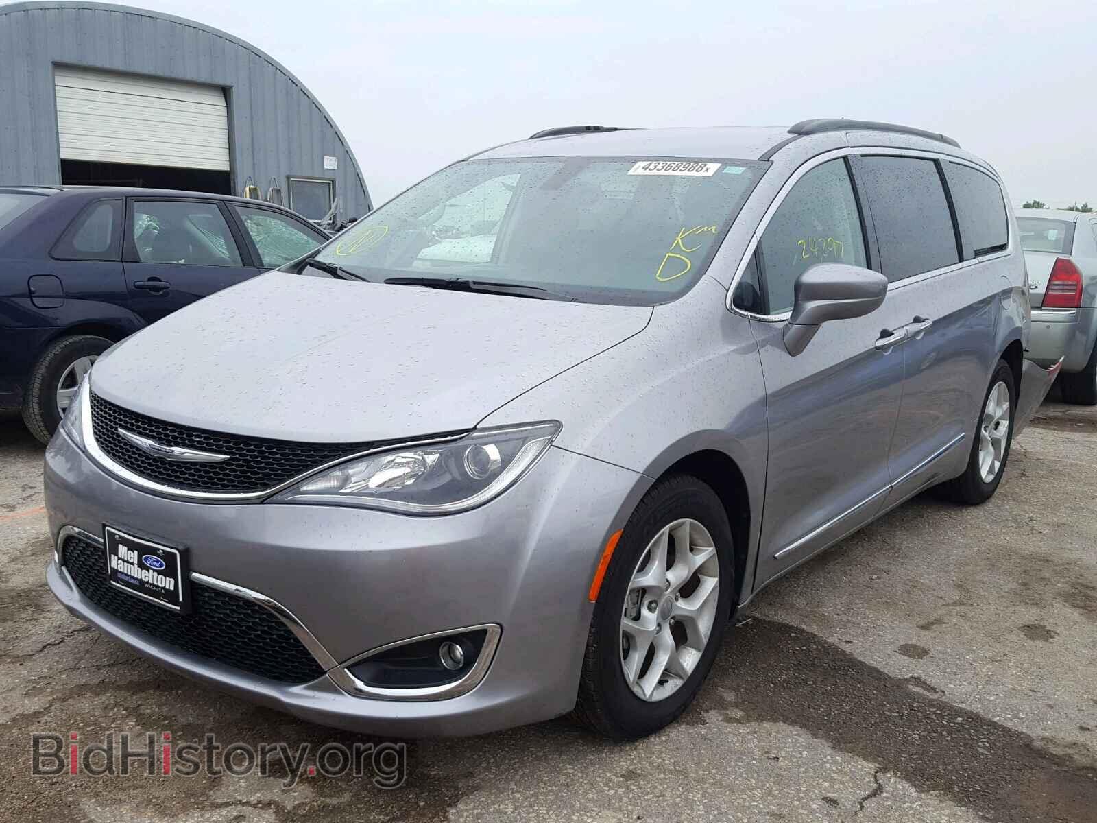 2017 CHRYSLER PACIFICA T - VIN: 2C4RC1BG2HR810231 - Photo 2
